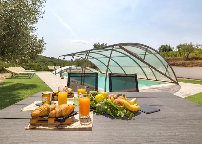 Konukevi Terre Del Mandrolisai